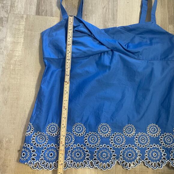 Ann Taylor Loft Top Womens Blue Blouse White Embroider Eyelet Circle Shirt Sz 10 - Picture 9 of 13